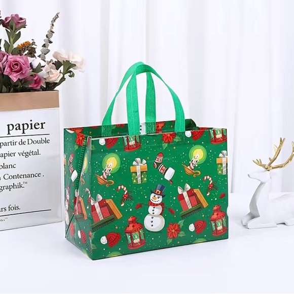 Christmas 4 piece reusable tote bags - Picture 7 of 7